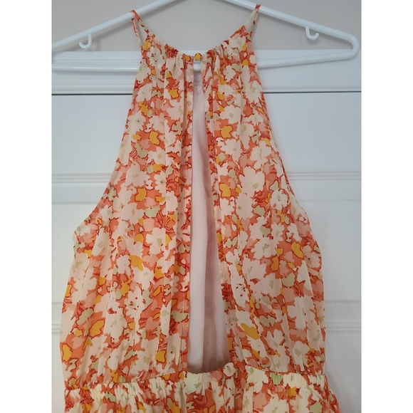 NWT Dynamite floral halter romper - Picture 6 of 9